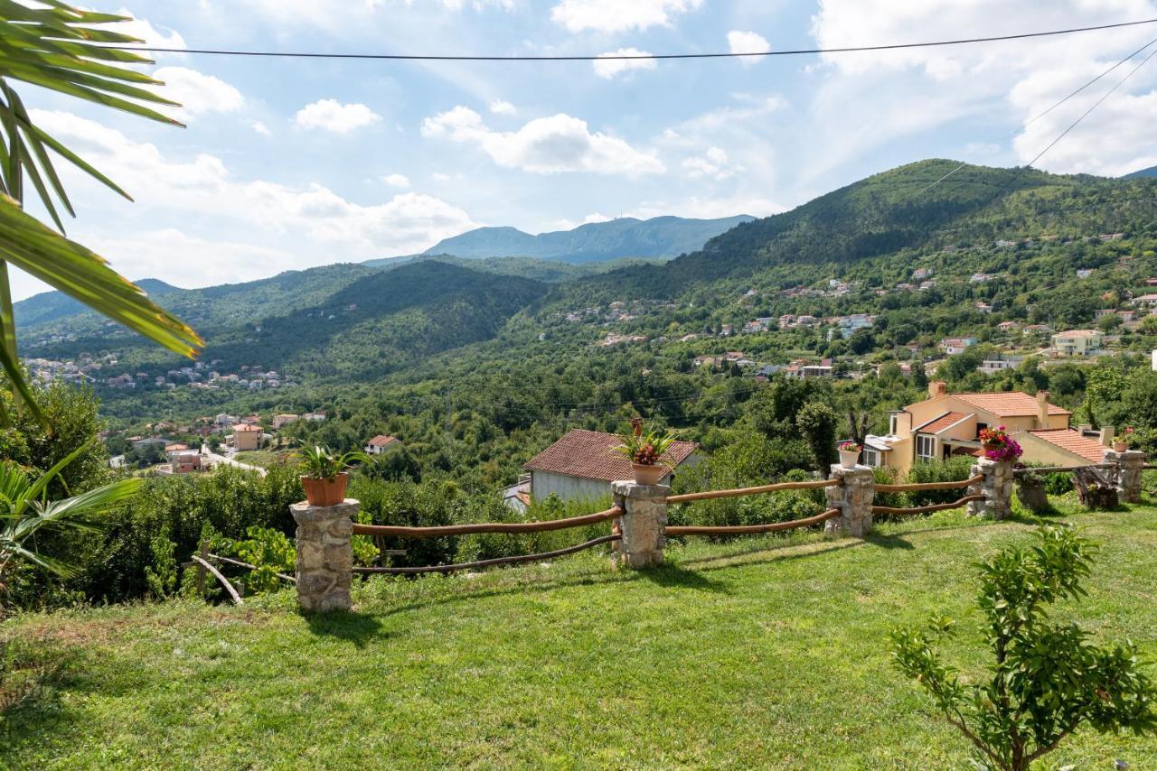 Sea View Apartment With Garden Near Opatija Veprinac Exterior photo
