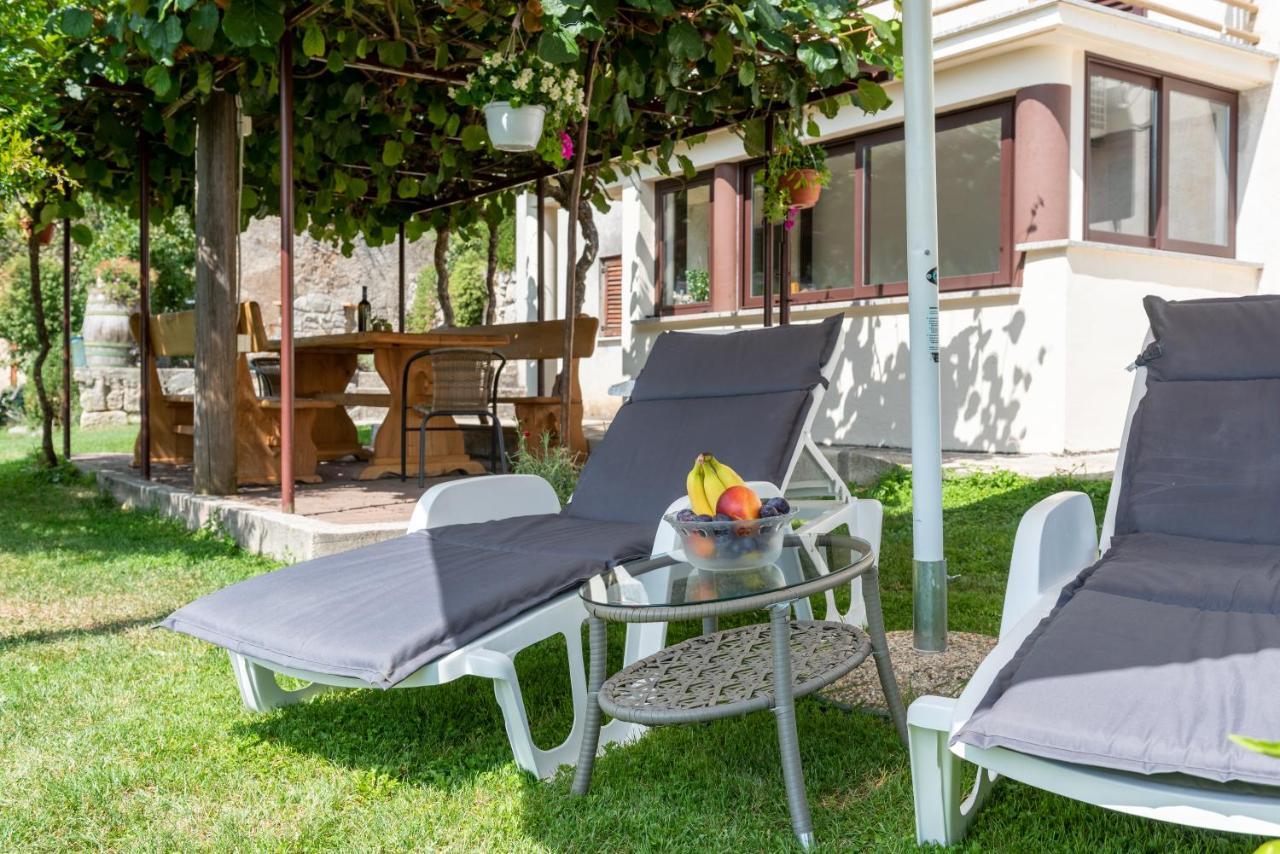 Sea View Apartment With Garden Near Opatija Veprinac Exterior photo