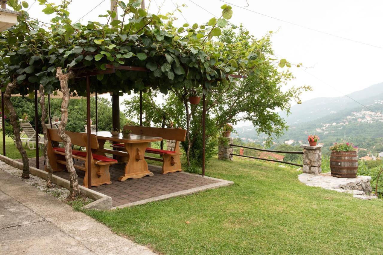 Sea View Apartment With Garden Near Opatija Veprinac Exterior photo